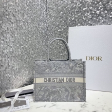 Christian Dior Shopping Bags